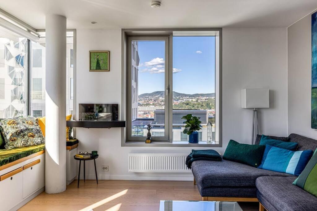 Modern 2Bed Room Sea View Apartment @ Oslo Barcode Экстерьер фото