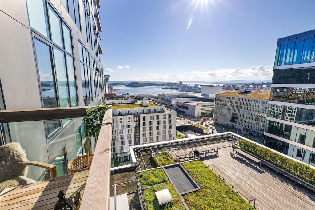 Modern 2Bed Room Sea View Apartment @ Oslo Barcode Экстерьер фото