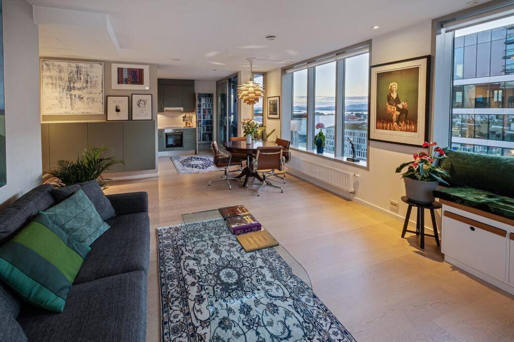 Modern 2Bed Room Sea View Apartment @ Oslo Barcode Экстерьер фото
